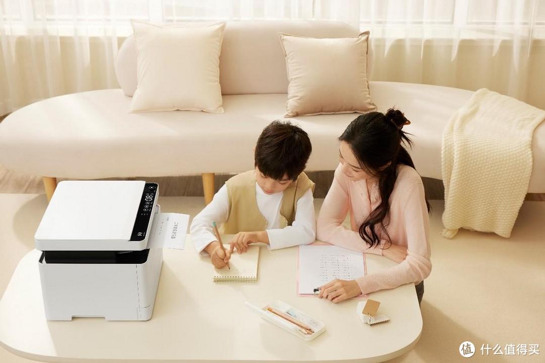 华为发布三款鸿蒙打印机：一碰打印，有娃家庭和自由职业者必备
